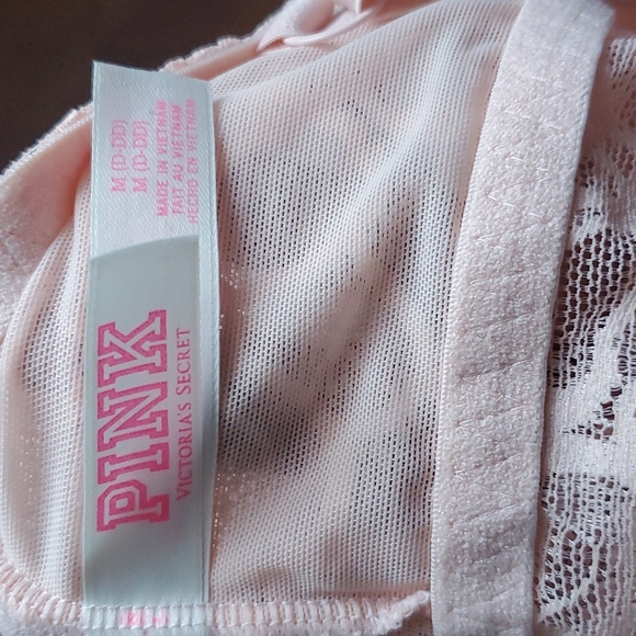 Victoria Secret Bra - Picture 6 of 7